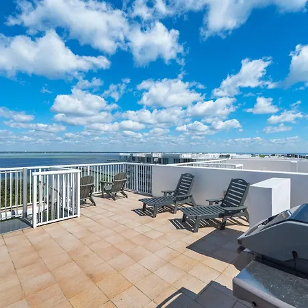 Destin West Sandpiper Ph 07 Penthouse With Bay Views Sleeps 6